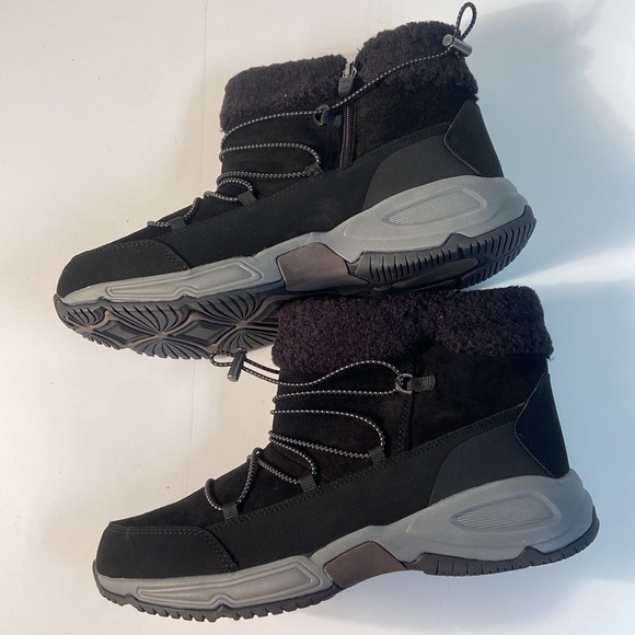 NWT Easy Spirit Womens Voyage Winter Boots size 12 black - Picture 2 of 13